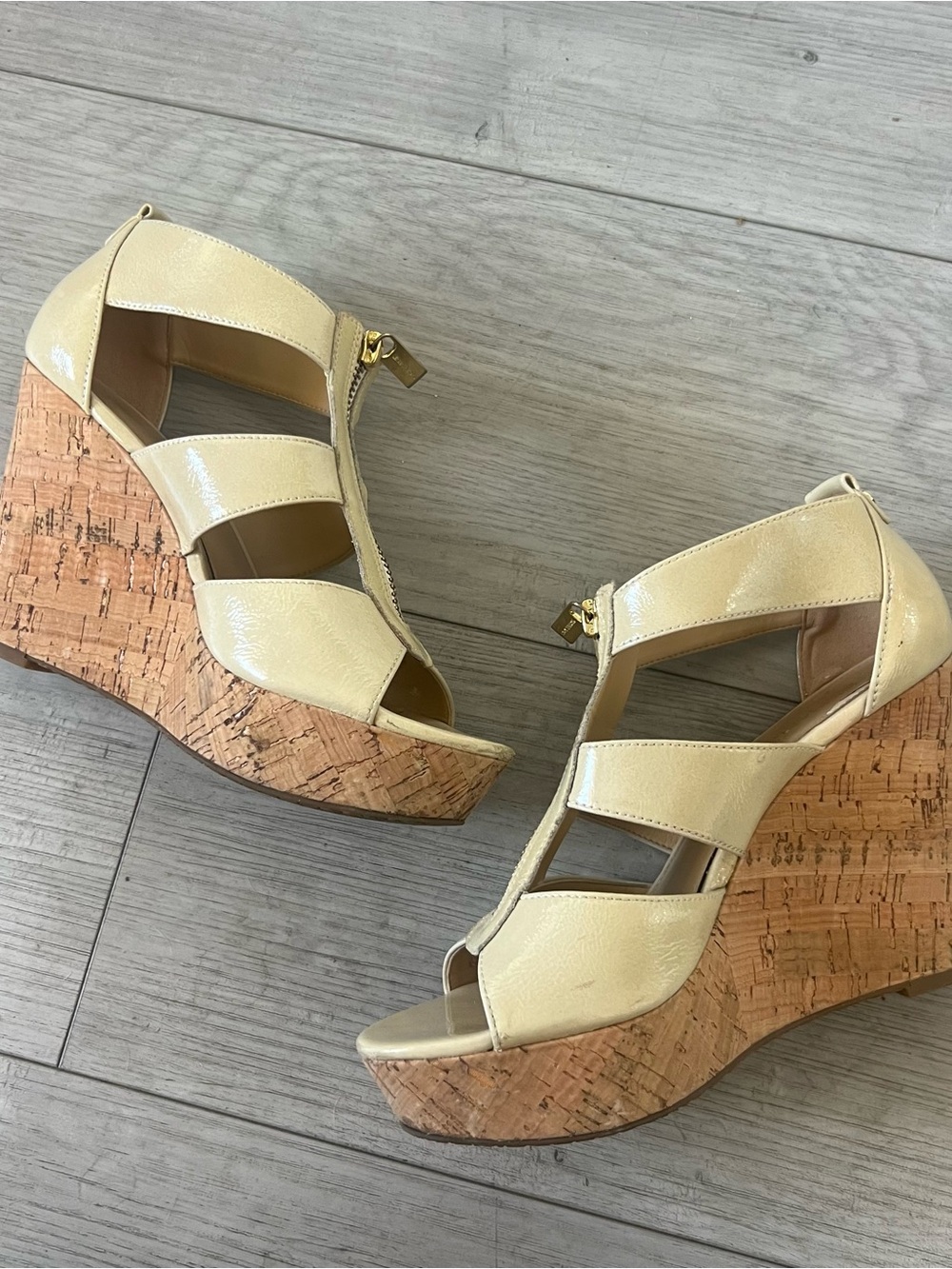 Michael Kors Genuine Leather Cream Cork Wedge Peeptoe Sandals 7